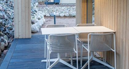 Brand new, stylish house, sauna, parking
