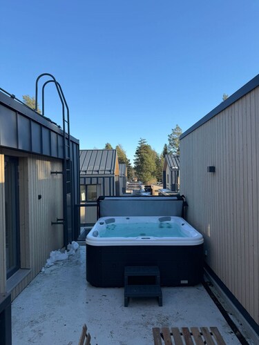 Glorious two-floor house, 4 bedrooms, sauna, park