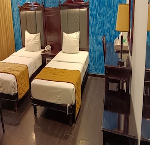 Habitación ejecutiva con 2 camas individuales | Ropa de cama hipoalergénica, wifi gratis y ropa de cama