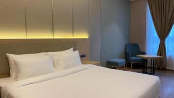 Superior Double Room, City View