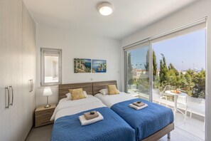 Room - Milos lifestyle villas H9- 4 bedroom villa with private pool (Paralimni)