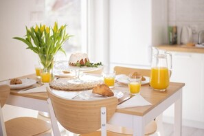 Deluxe House, 2 Bedrooms, Patio, Courtyard View | Dining - Vacanza Park (Łeba)