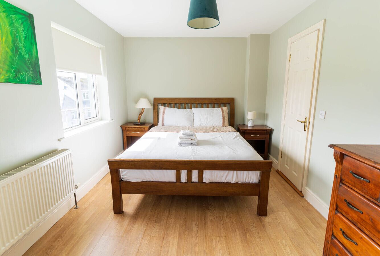 Iron/ironing board, travel cot, WiFi, bed sheets