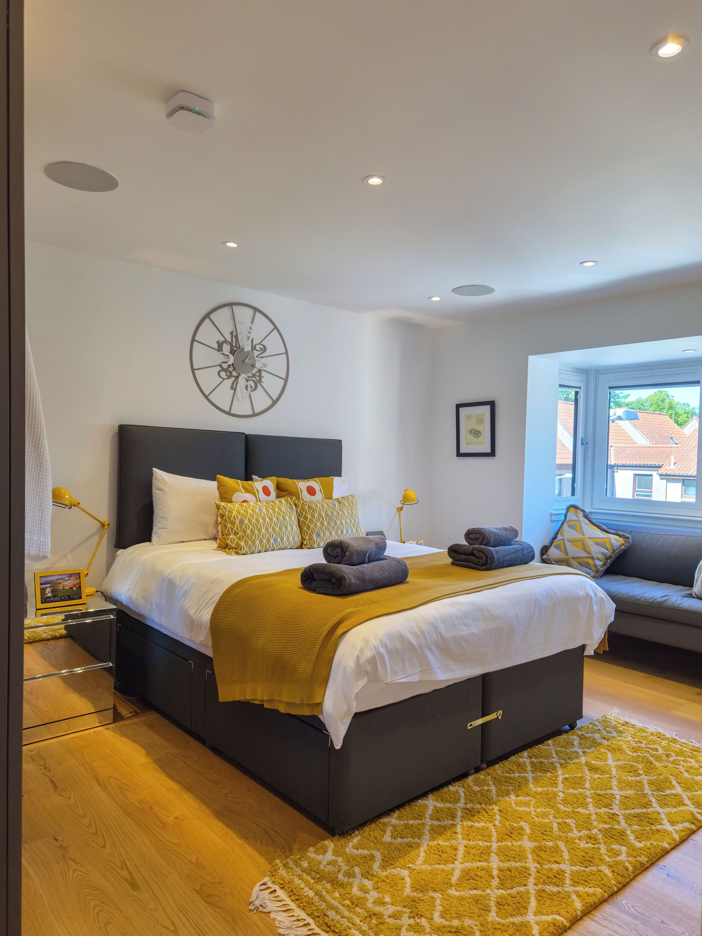 4 chambres, fer et planche à repasser, Wi-Fi gratuit, draps fournis
