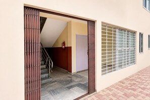 Reception - Classic Guwahati Stay Inn (Guwahati)