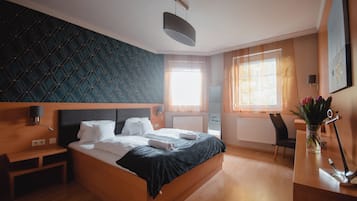 Nhà Superior, sân hiên, quang cảnh hồ | Phòng cách âm, bàn ủi/dụng cụ ủi quần áo