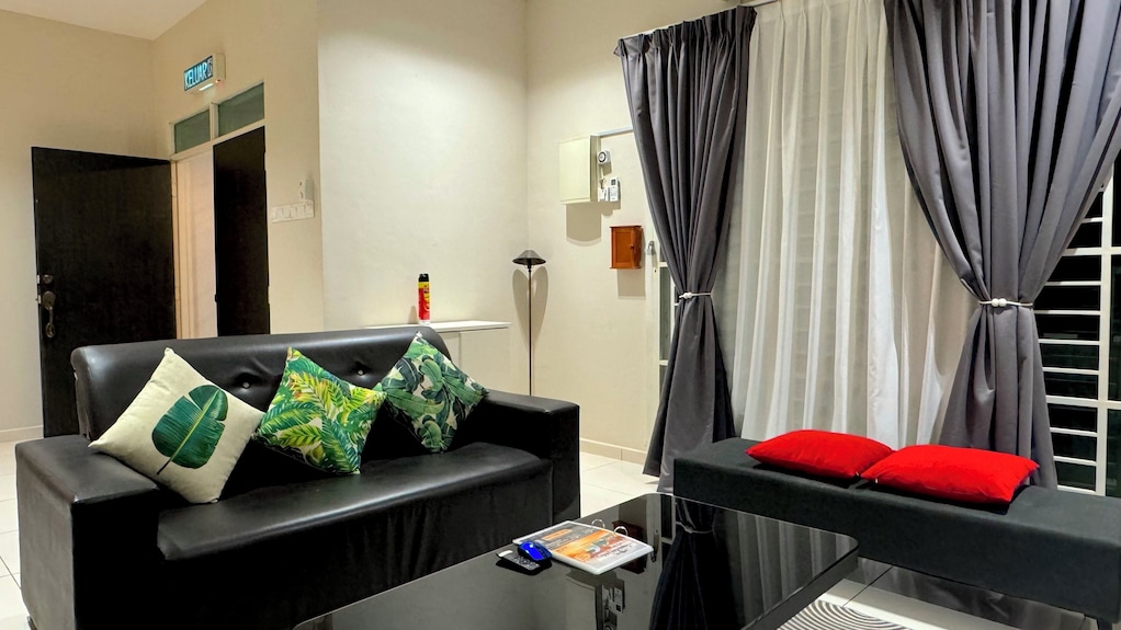 Delightful 4-bedrooms House With Ac In Langkawi - Langkawi