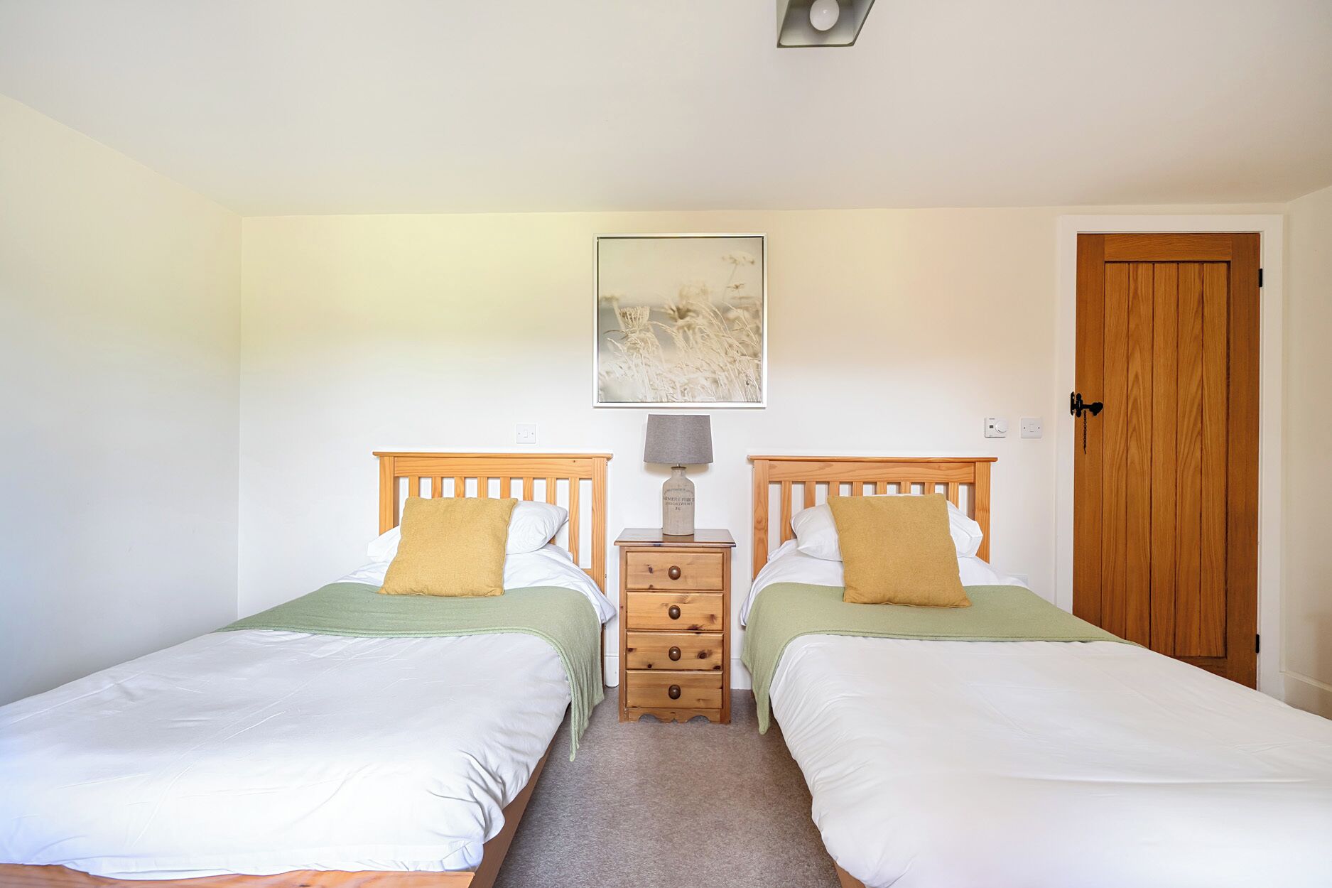 2 bedrooms, WiFi (free), individually decorated, individually furnished