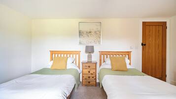2 bedrooms, WiFi (free), individually decorated, individually furnished