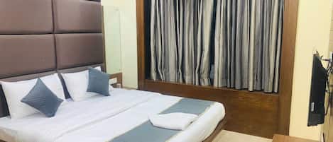 Căn hộ Deluxe, ban công | Bàn, truy cập Internet không dây miễn phí