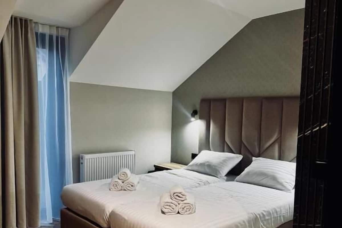 In-room safe, desk, travel crib, WiFi (free)