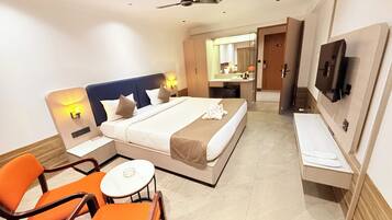 Standard Room | Meja, ruang kerja komputer riba, Wi-fi percuma