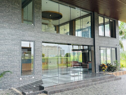 The Grand Heaven Hotel And Resort