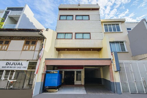 Luxury Deluxe DBL Retreat W/ Free Wifi and Parking