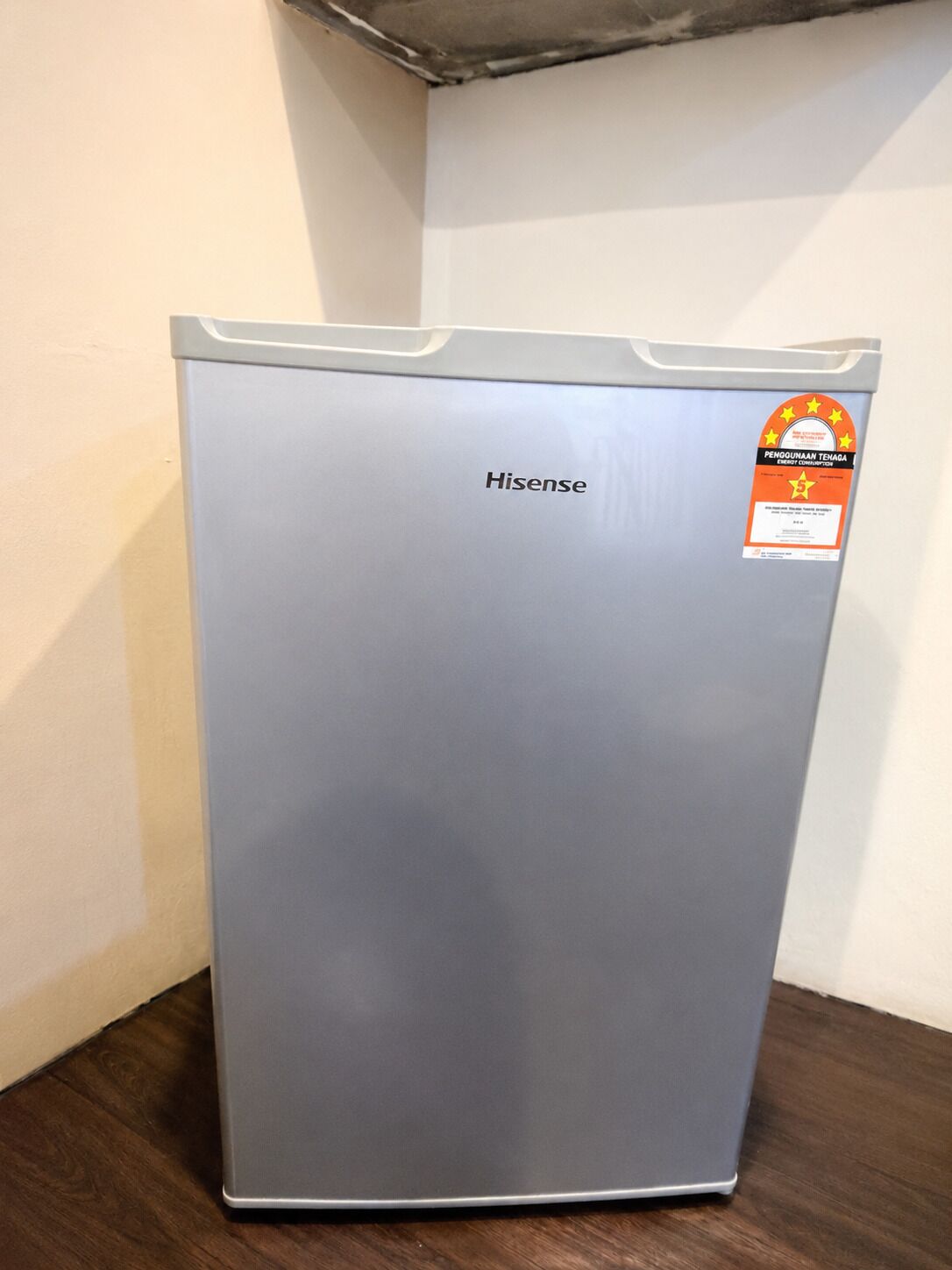 A Hisense refrigerator with an energy efficiency label.