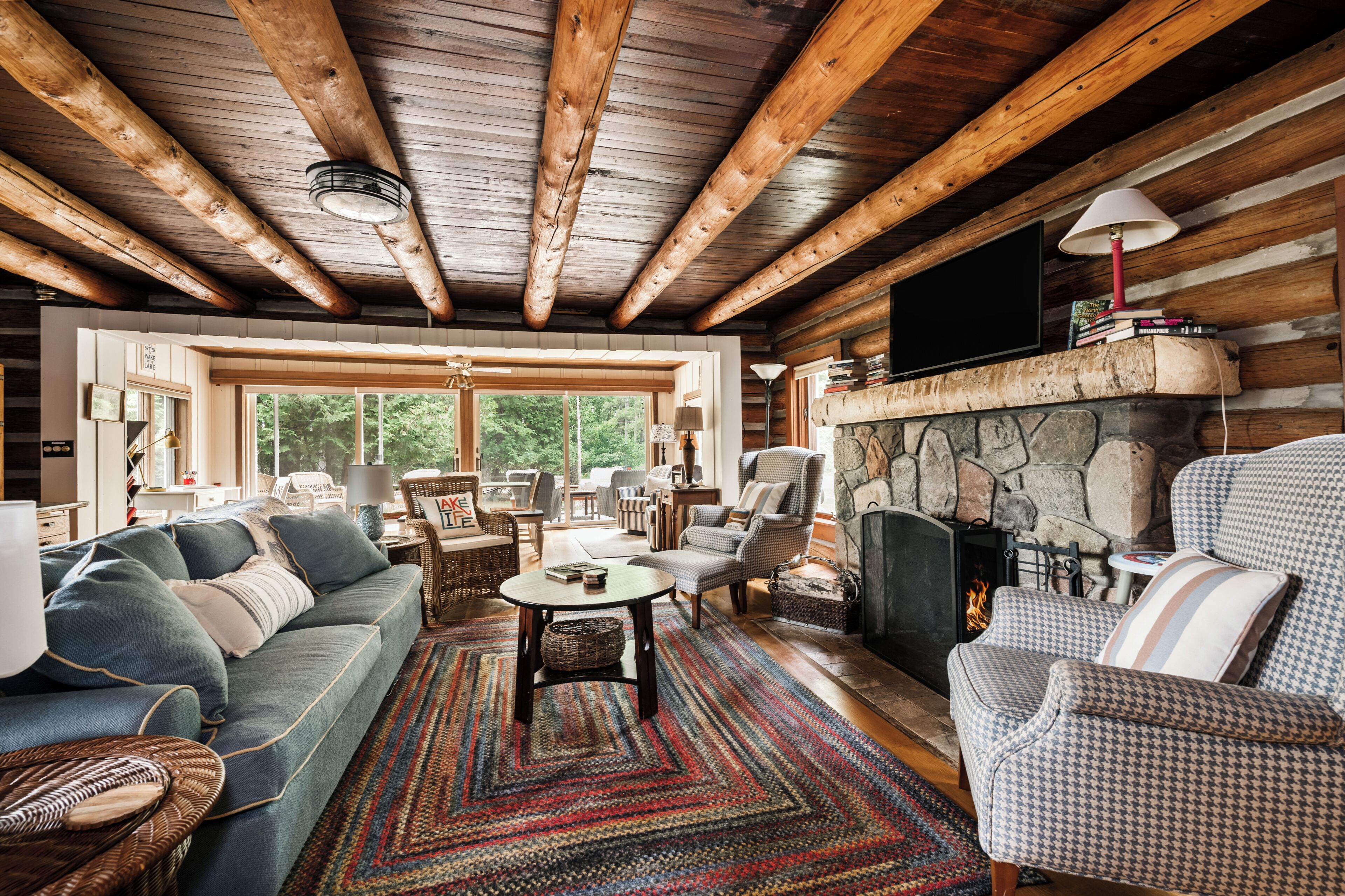 Little Cabin In The Woods: Lake Charlevoix Access - Boyne City, MI