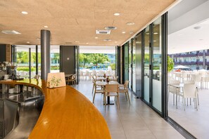 Apartment | Dining - Comtat Sant Jordi Platja D"aro With Communal Pool (Castell-Platja d'Aro)