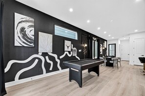 Spielezimmer