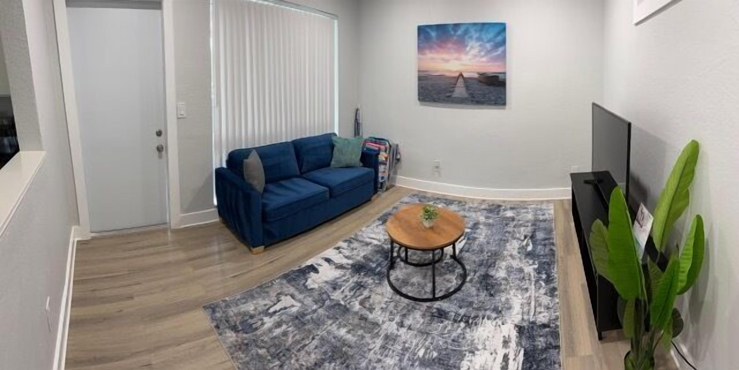 A Boutique, Renovated Coastal Retreat Featuring Fully Equipped Condos W/kitchen, Minutes Walking To The Beach & Restaurants, Exciting Amenities Like A Heated Pool, Bbq Grill, Hammock And Fun Yard Games. Centrally Located, Minutes To Pompano Beach! - Pompano Beach, FL