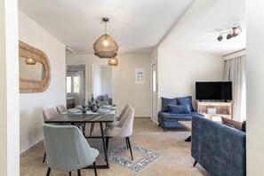 Dining - 3-bedroom eco villa in excellent Dilinata, family / friends friendly (Dilinata)