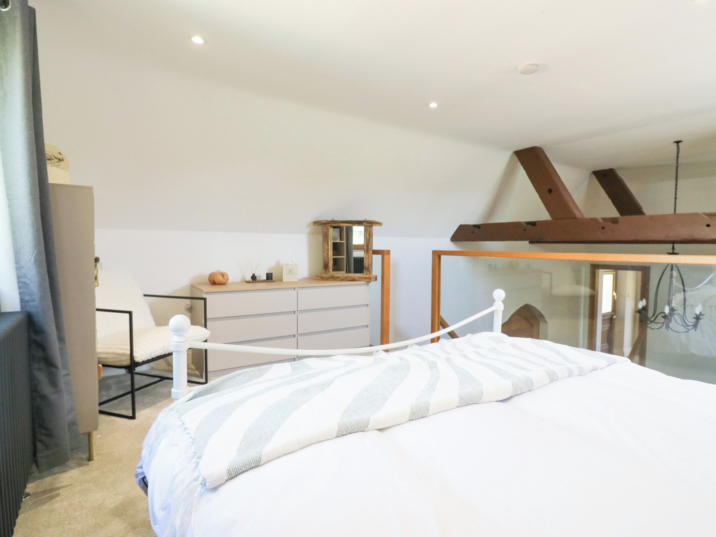 2 bedrooms, free WiFi, individually decorated, individually furnished