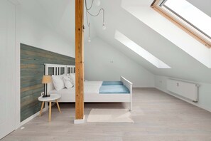 1 chambre, bureau, fer et planche à repasser, Wi-Fi