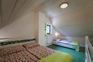 Bureau, Wi-Fi, draps fournis