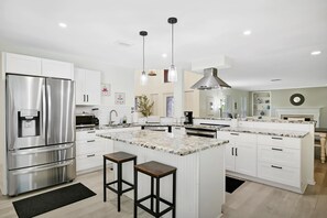 Room - Estate Home Pool Oasis Near Gulf Beaches (Seminole)