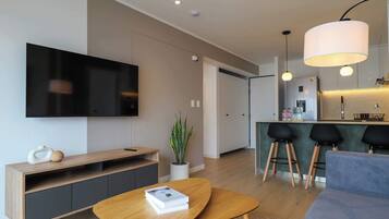 2 bedrooms, Internet