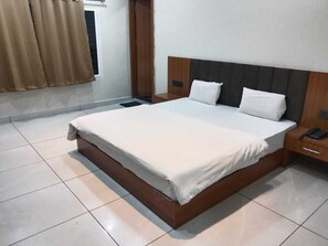 Kamar Double Deluks | Meja kerja dan Wi-Fi gratis