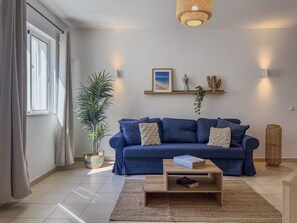 TV - #403 Beach House | Ocean View & BBQ (Albufeira)