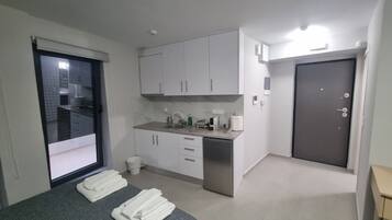6 bedrooms