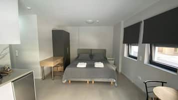 6 bedrooms