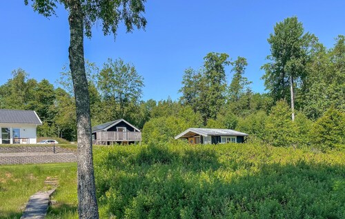 Gorgeous home in Värnamo with house sea view