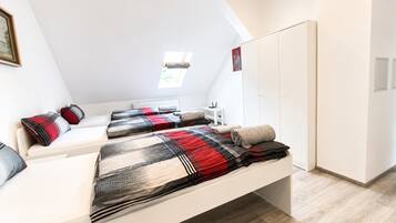 2 bedrooms