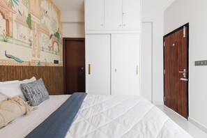 Interior - The Garden Stay by Stayjade Pool Lawn 1h HSR (Shoolagiri)