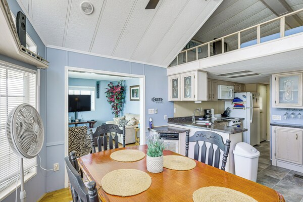Peaceful, Private Slice Of Deep South Texas - La Paloma, TX