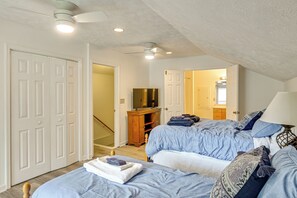 House (4 Bedrooms) | Interior - Walk to Golf! Relax With Hot Tub and Game Room! (Pinehurst)