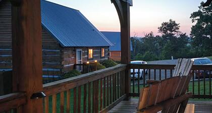 Gas Grill! Cabin Retreat, 2 Mi to Blue Ridge Pkwy