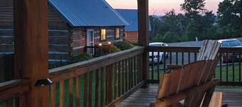 Gas Grill! Cabin Retreat, 2 Mi to Blue Ridge Pkwy