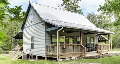 Fire Pit & Yard! Rayburn Country Resort Escape