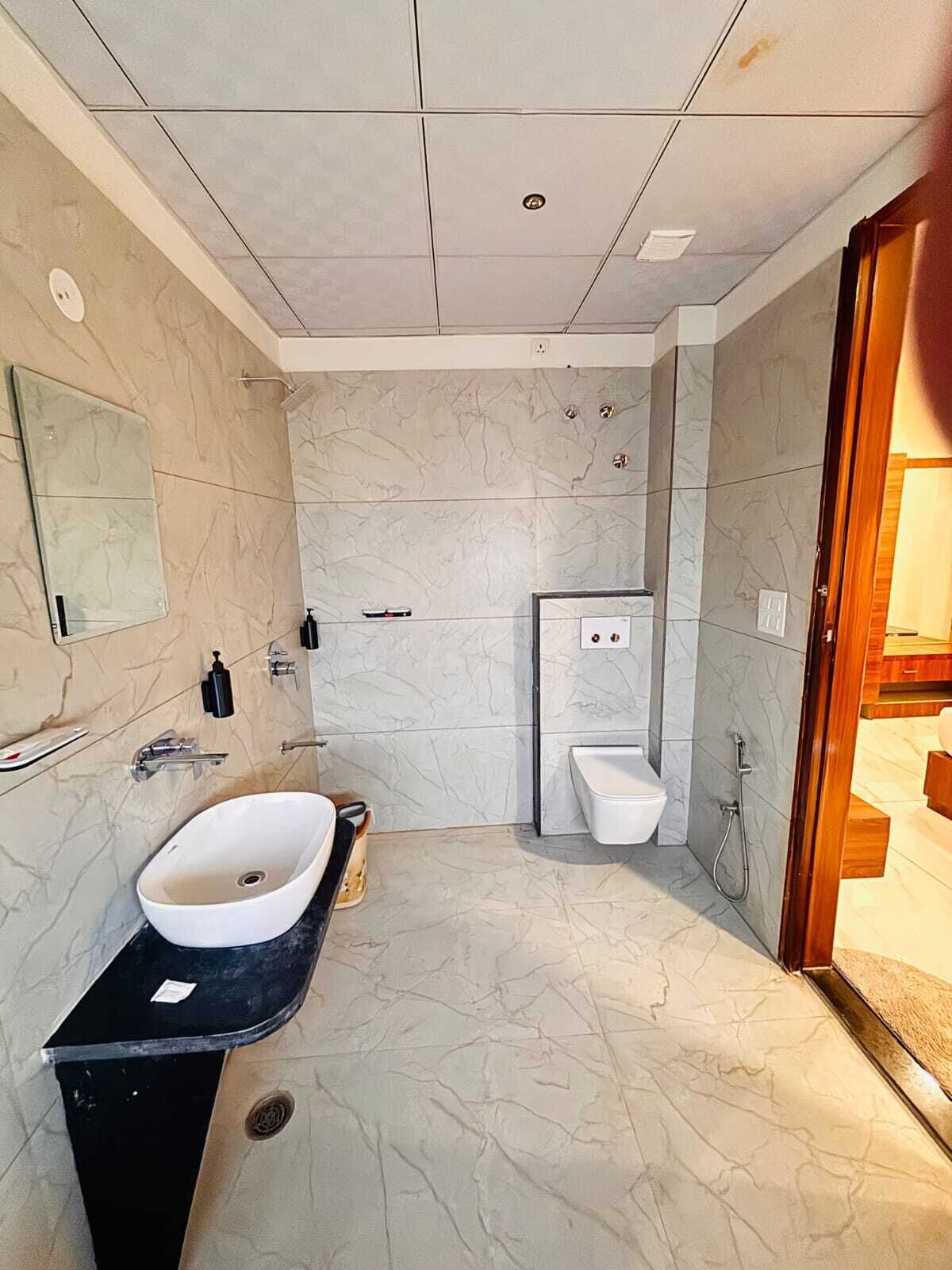 Deluxe Room | Bathroom