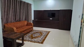Double Room | Living area - Jhilmil Jungle Resort (Pathari Forest Range)