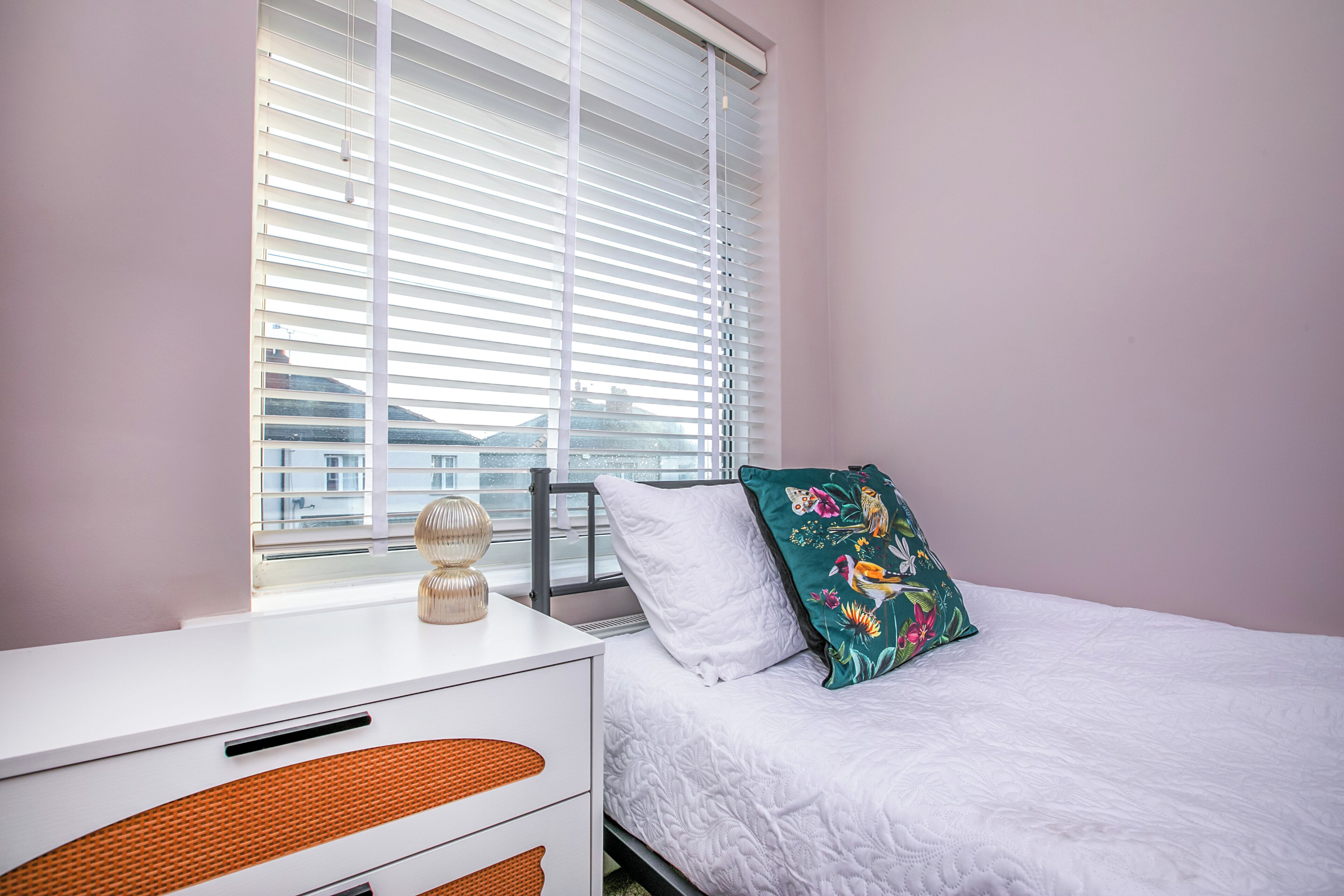 4 bedrooms, free WiFi, bed sheets