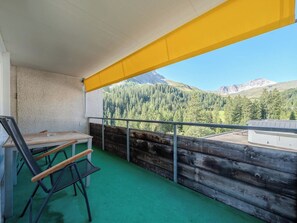 Outdoor dining - Rothornblick 52 by Interhome (Arosa)