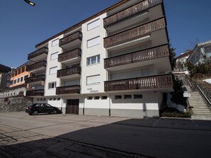 Esterni