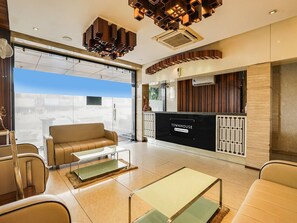 House | Reception