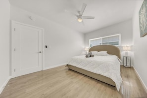 House | 2 bedrooms - One Lux Stay Coastal 2BR Retreat Near the Beach (Torrance)