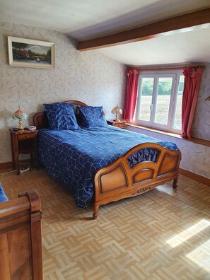 Iron/ironing board, WiFi, bed sheets - Puisaye Country Cottage in the Countryside (Breteau)