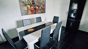 Dineren